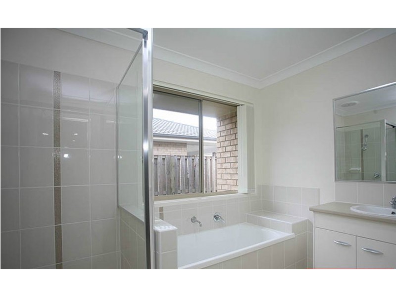 32 Seville Street, Bellmere QLD 4510