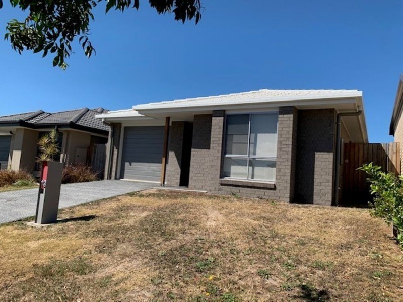 13 Grainger Cct, Burpengary QLD 4505