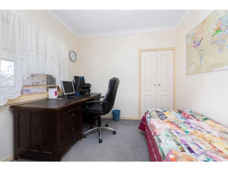 1 Merlot Court, Morayfield QLD 4506