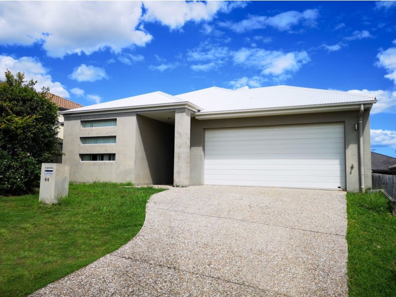44 Menara Circuit, North Lakes QLD 4509