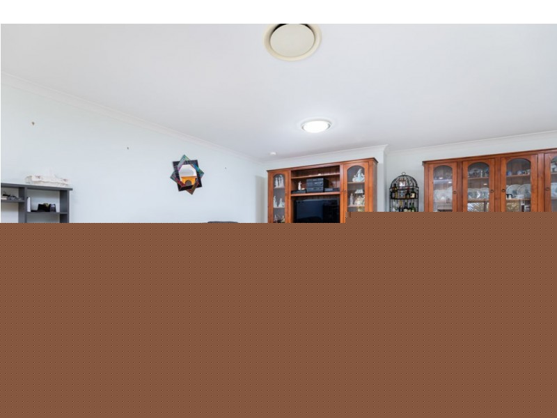 5 Ritchie Court, Petrie QLD 4502