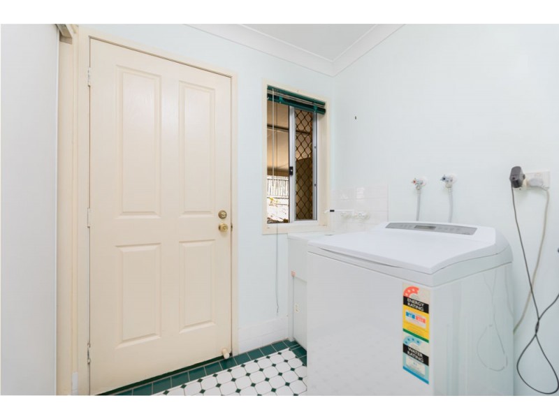 5 Ritchie Court, Petrie QLD 4502