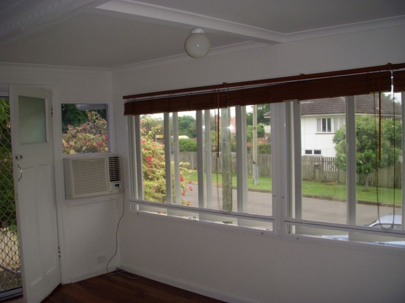 11 Adams Street, Scarborough QLD 4020