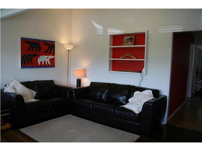 11 Adams Street, Scarborough QLD 4020