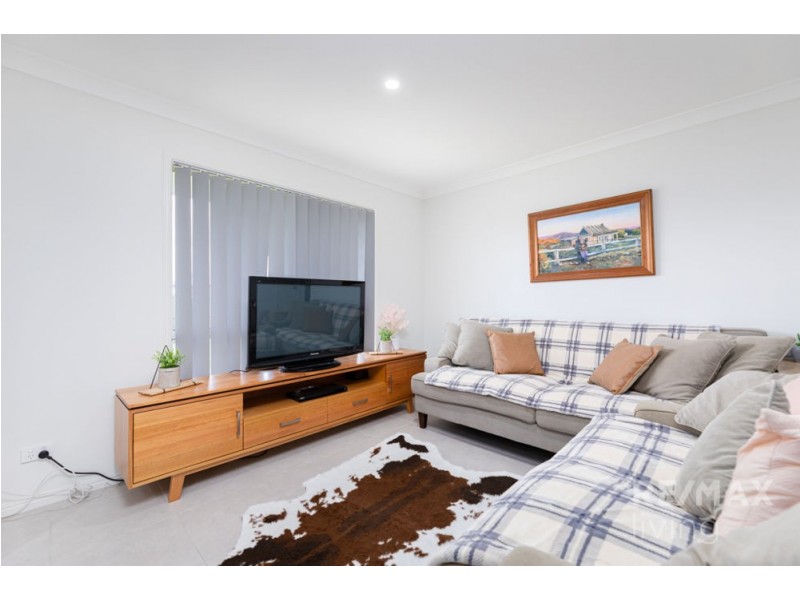 24 Riverlilly Crescent, Caboolture QLD 4510