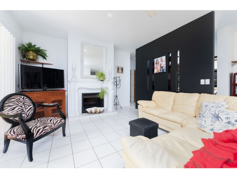 43 Gladioli Court, Caboolture QLD 4510