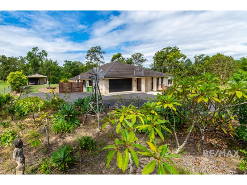 114 Boden Road, Elimbah QLD 4516