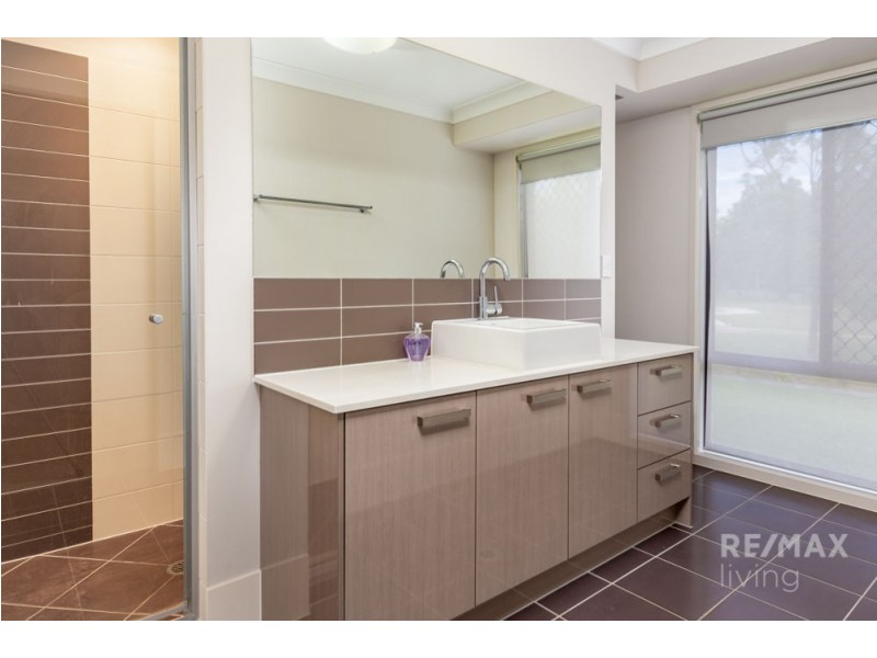 114 Boden Road, Elimbah QLD 4516