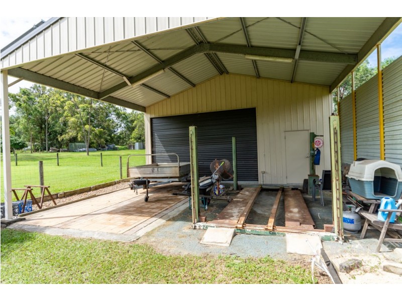 114 Boden Road, Elimbah QLD 4516
