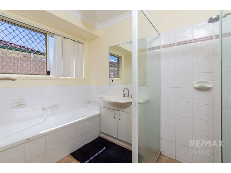 22 Dobell Street, Rothwell QLD 4022