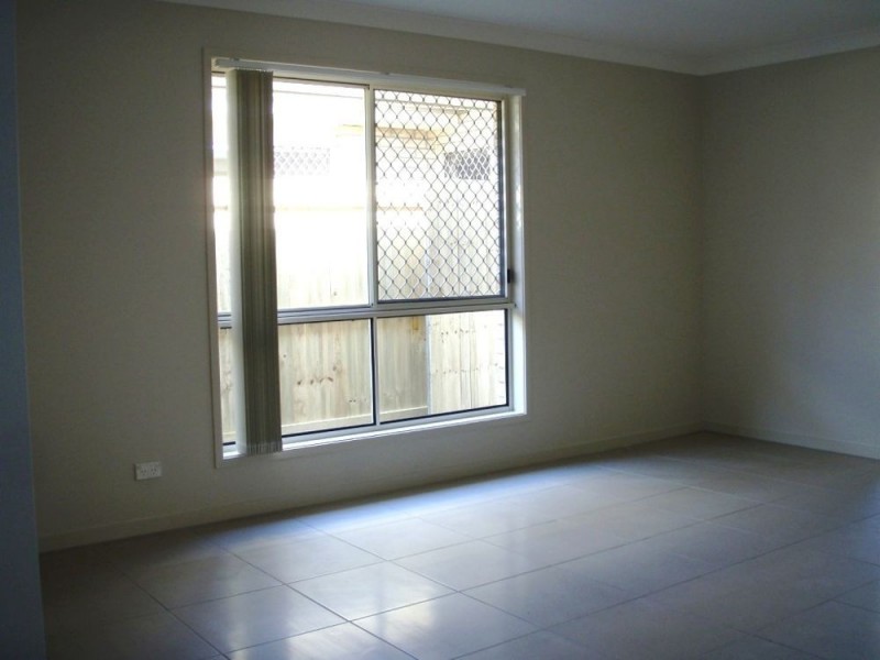 12 Waterlilly Court, Rothwell QLD 4022