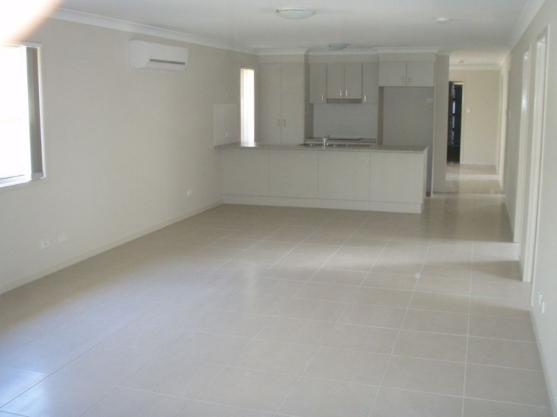 12 Waterlilly Court, Rothwell QLD 4022