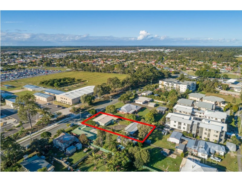38 Lee Street, Caboolture QLD 4510