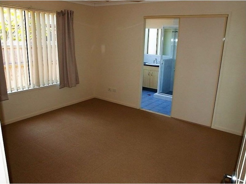 41 Clovelly Place, Sandstone Point QLD 4511