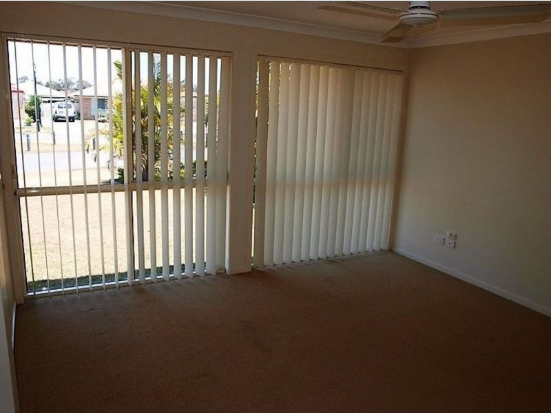 41 Clovelly Place, Sandstone Point QLD 4511