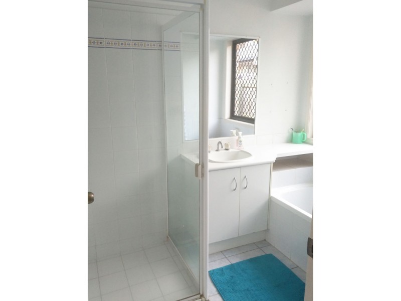4 Blaxland Place, Narangba QLD 4504