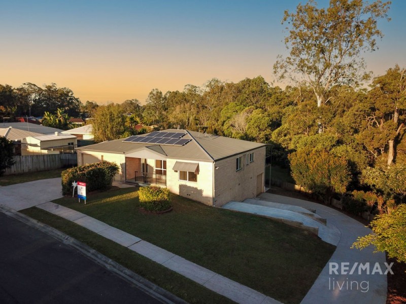 15 Crestridge Crescent, Morayfield QLD 4506