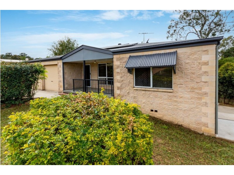 15 Crestridge Crescent, Morayfield QLD 4506