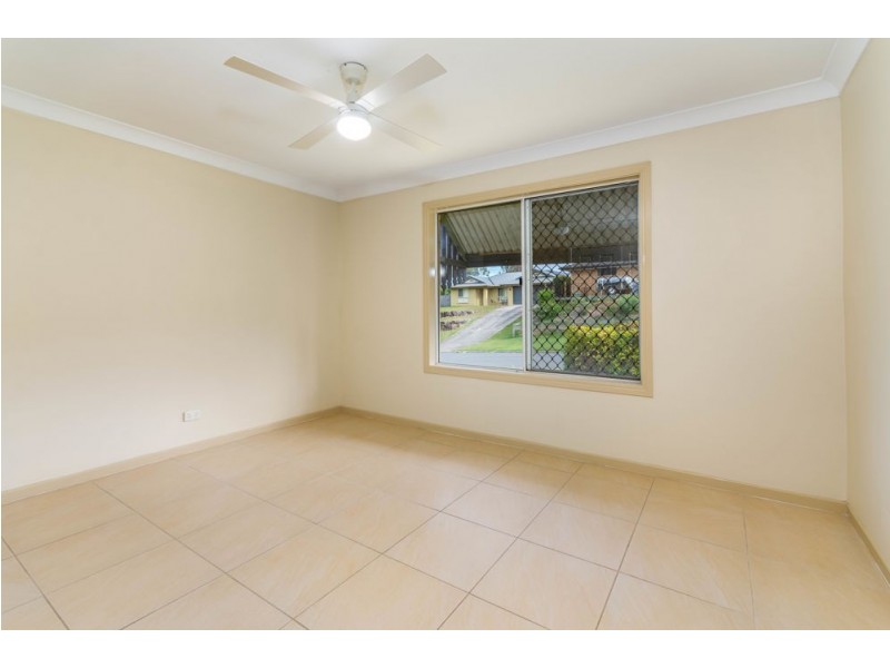 15 Crestridge Crescent, Morayfield QLD 4506