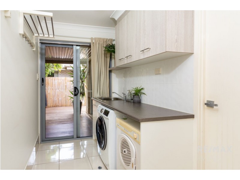 13 Adam Street, Beachmere QLD 4510