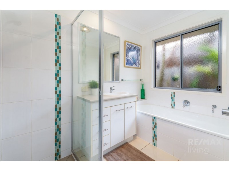 13 Adam Street, Beachmere QLD 4510