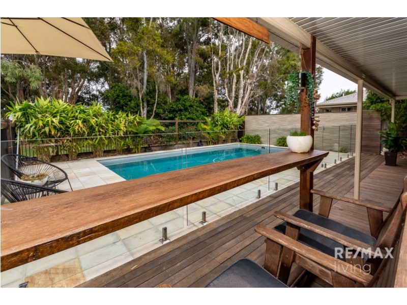 13 Adam Street, Beachmere QLD 4510