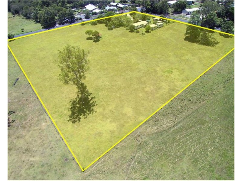 15 Kropp Road, Woodford QLD 4514