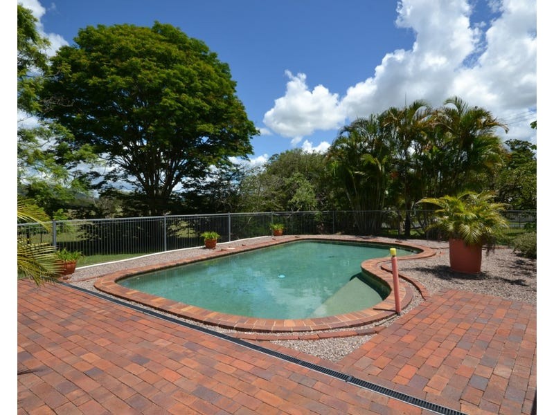 15 Kropp Road, Woodford QLD 4514