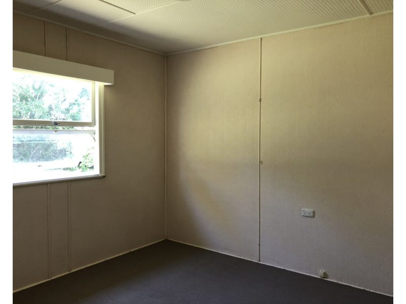 19 Kerr Street, Kilcoy QLD 4515