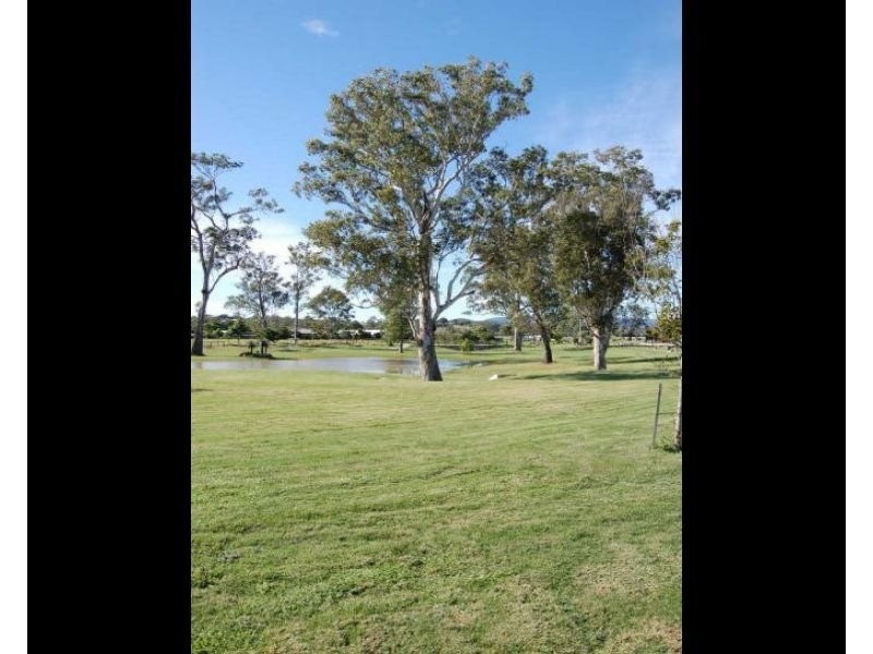2 Miriam Court, Kilcoy QLD 4515