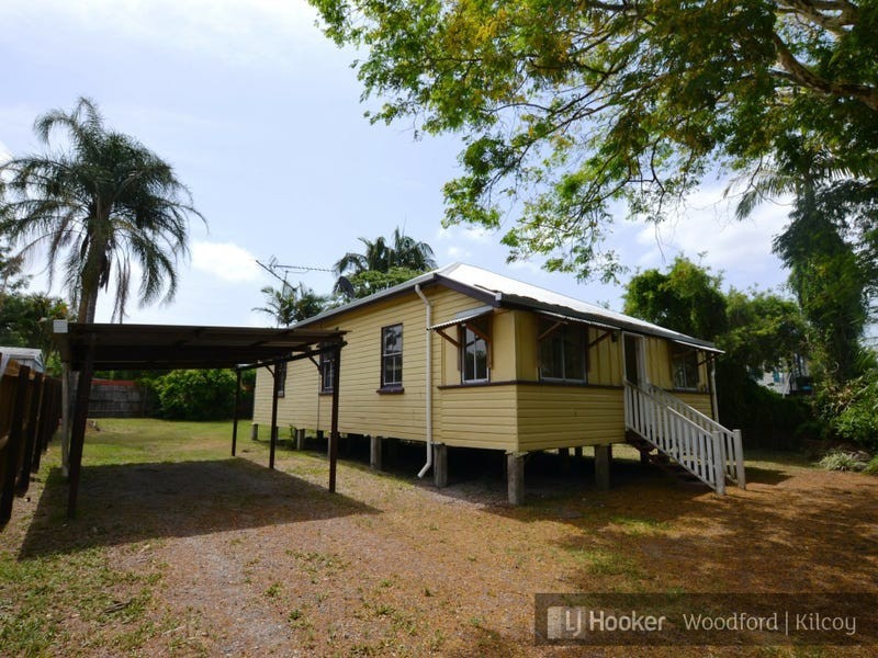6 Coronation Avenue, Woodford QLD 4514