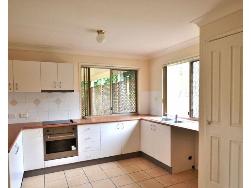 16 Leichhardt Street, Woodford QLD 4514