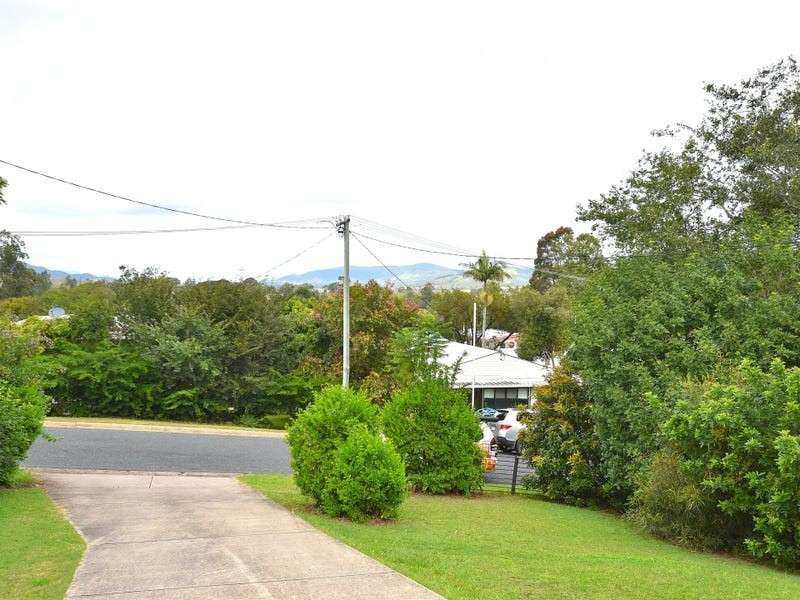 8 Stewart Street, Kilcoy QLD 4515