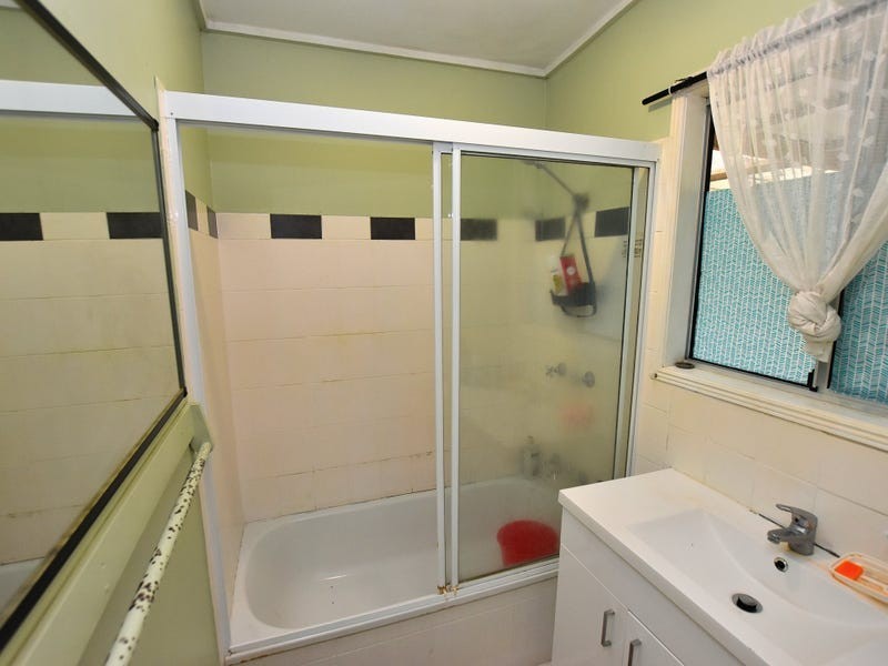 8 Stewart Street, Kilcoy QLD 4515