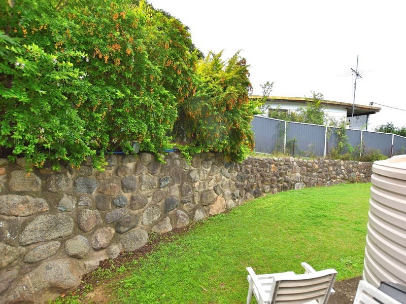 8 Stewart Street, Kilcoy QLD 4515