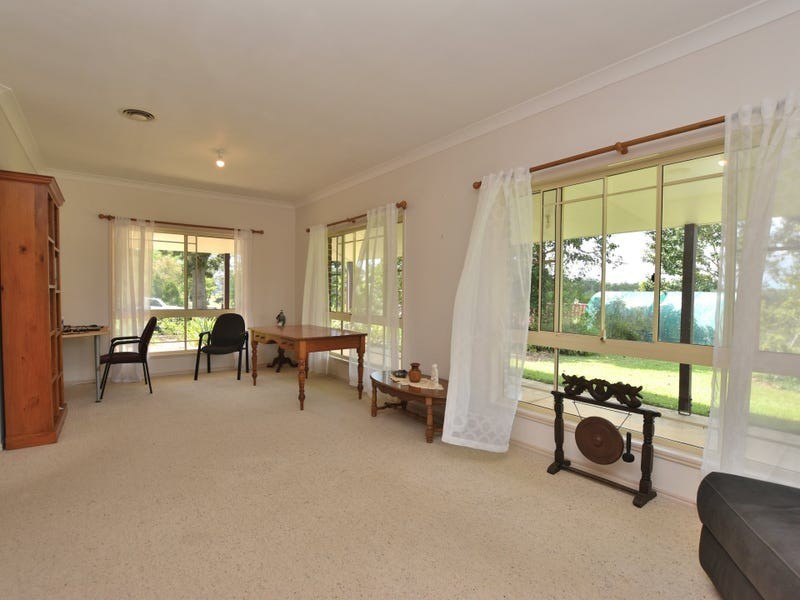 2 McCabe Road, Stanmore QLD 4514