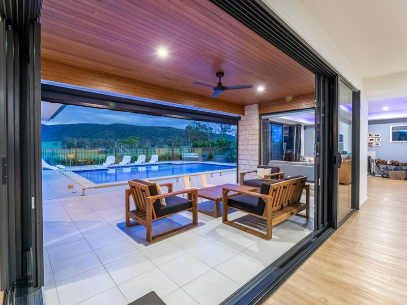 19 Cochran Street, Woodford QLD 4514