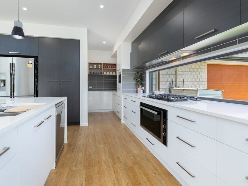 19 Cochran Street, Woodford QLD 4514