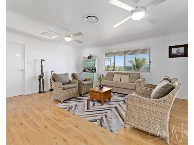 15 PINE TREE DRIVE, Winya QLD 4515