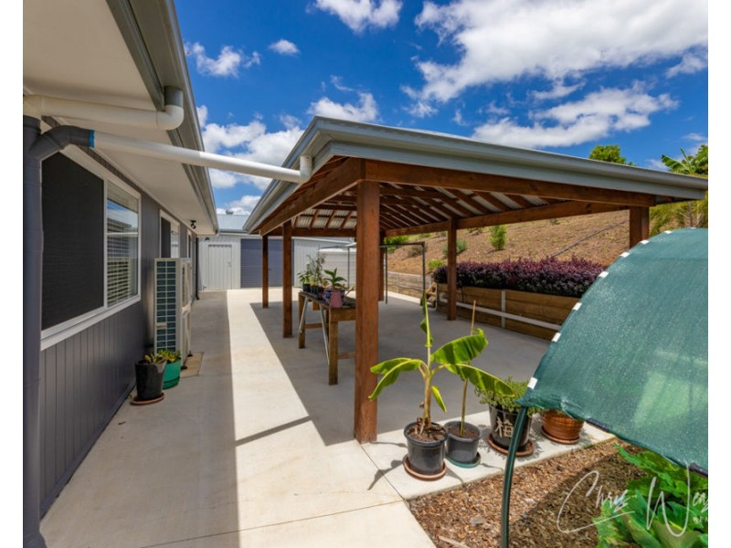15 PINE TREE DRIVE, Winya QLD 4515