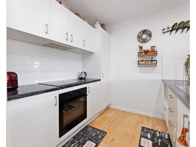 15 PINE TREE DRIVE, Winya QLD 4515