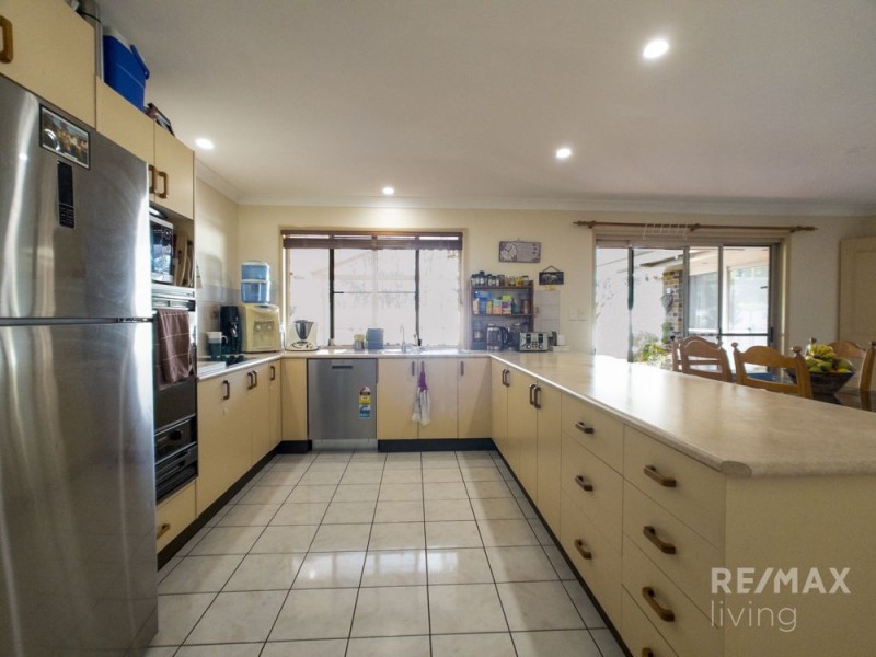 19-21 Heather Court, Woodford QLD 4514