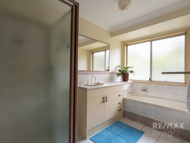 19-21 Heather Court, Woodford QLD 4514