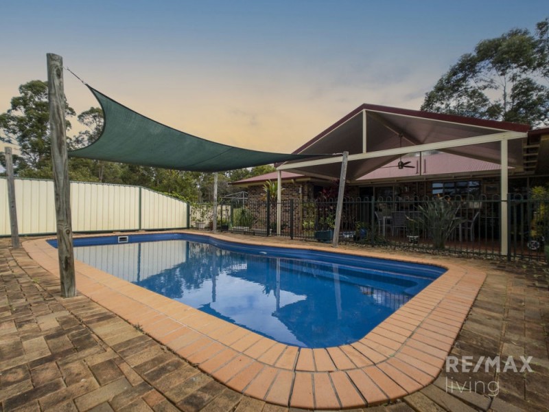 19-21 Heather Court, Woodford QLD 4514