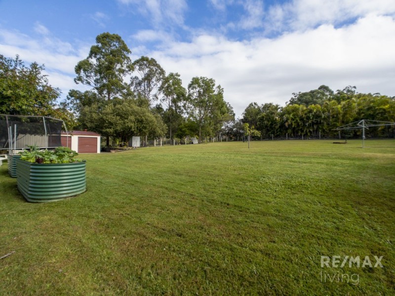 19-21 Heather Court, Woodford QLD 4514