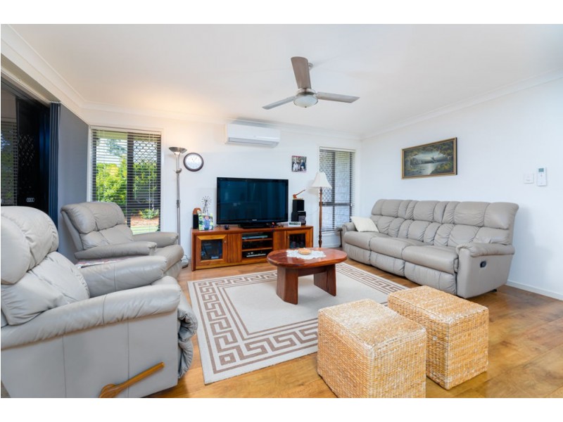 99-101 Sippel Drive, Woodford QLD 4514