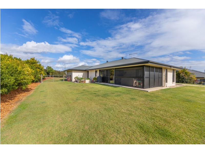 99-101 Sippel Drive, Woodford QLD 4514