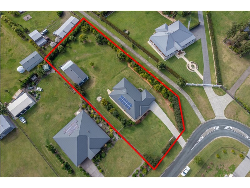 99-101 Sippel Drive, Woodford QLD 4514