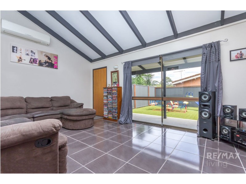 9 Elgata Street, Petrie QLD 4502