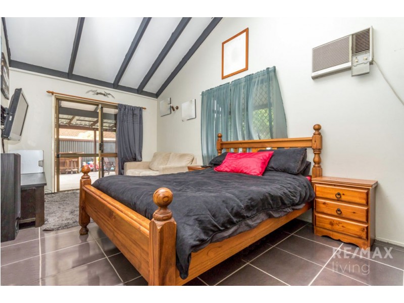 9 Elgata Street, Petrie QLD 4502